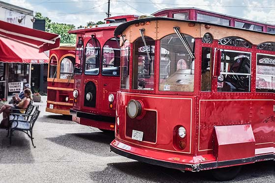 red trolley bus Dallas-Fort Worth